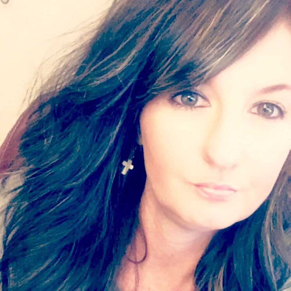 Meet your Posher, Cristal